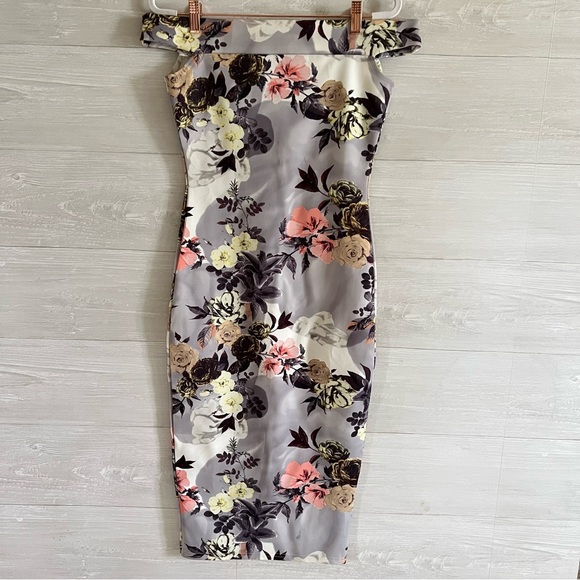 Dress - Picture 4 of 6